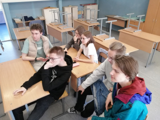 Учащиеся школы № 2 продолжают участие в проекте "Лига знаний" Российского общества "Знание".